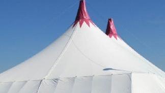Il nuovo teatro tenda nell’area dell’ex mercato di Avane