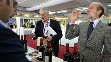 <b>ASSAGGI </b>con l’enologo Luca Maroni ieri a Maremma Wine Shire