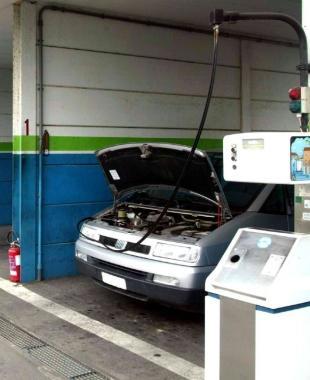 Distributore per il metano: il Comune ora cerca di risparmiare sul carburante  