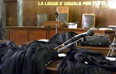 Linterno di unaula giudiziaria 