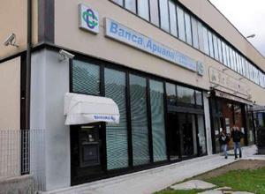 Un mini-utile per Banca Apuana