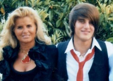AUGURI... DOPPI! A Fabiana e Walter di S. Maria a Monte: «Buon compleanno a una mamma splendida ...