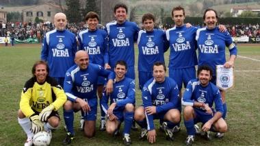Una recente formazione della Nazionale cantanti