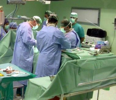 Una sala operatoria Lospedale pratese &egrave; al primo posto in Toscana per il minor numero di parti cesarei   