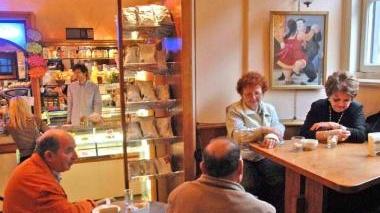 <b>DOMENICA</b> abbiamo pubblicato il ritratto del Bar San Giovanni
