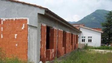 I lavori alla materna di Badia