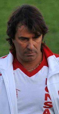 Lallenatore del Ponsacco Gabriele Lazzerini     