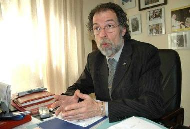 Sopra Osvaldo Rastelli, a sinistra il giudice Luciano Costantini 