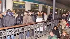 TRENI - ARRIVI E PARTENZE