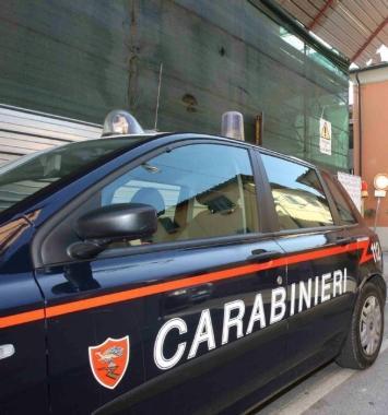 Una pattuglia dei carabinieri di Castelfranco di Sotto   