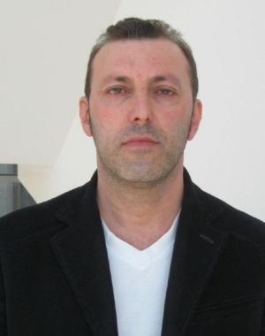 «Licenziati ogni giugno»
