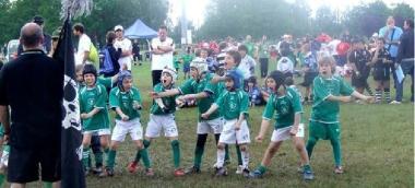 Sopra i piccoli del Rugby Livorno e sotto i Pirati Old Rugby 