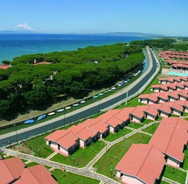 <b>IL GIRASOLE.</b> Villaggio al centro del contenzioso 