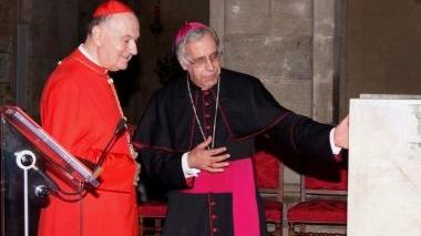 <b>VESCOVO.</b> Monsignor Santucci con il vicario Comastri