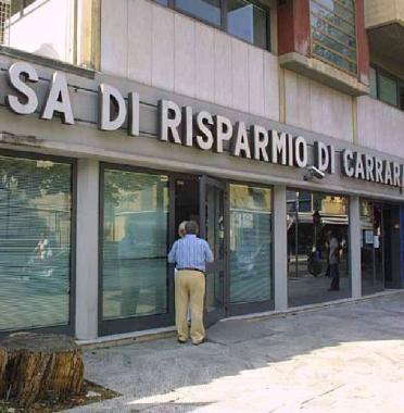 I sindacati della Cassa di Carrara preoccupati per i derivati della Fondazione 