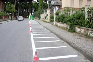 La macchina è guasta: in Darsena saltano le prime strisce blu