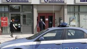 Un'altra rapina in banca I sindacati: è un'emergenza