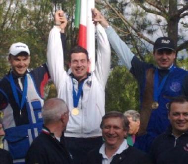 Marco Innocenti dietro ai giovani nel double trap di Umbriaverde