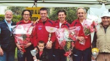 Coppe e applausi per i campioni del pedale apuano