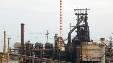 L’altoforno della Lucchini sul quale i compratori dovranno investire