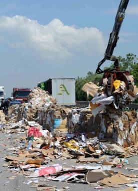 La Variante bloccata dalla carta persa dal tir    