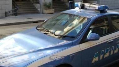 Auto pattuglia della polizia 