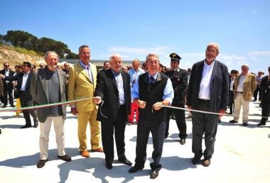 Taglio del nastro per la nuova cantina alle Ripalte 