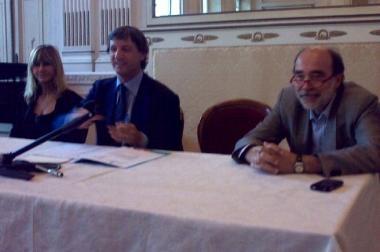 Lassessore Bernardini il sindaco e il curatore Fabio Cavallucci        