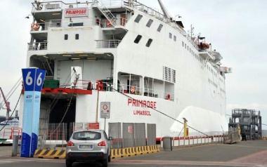Slitta l'esordio della Blu Navy