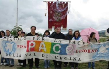 Don Ciotti insieme al Tavolo per la pace 