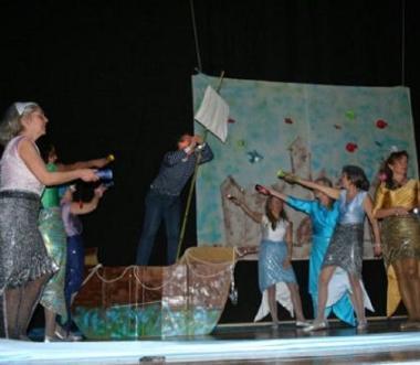 In scena "A scuola con le ali"