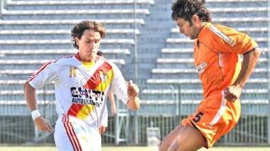 Nella foto a fianco, a destra Gabriele Gemignani, sotto il tecnico arancione Bianconi