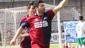 <b>BOMBER.</b> Federico Tosi esulta: in stagione lo ha fatto 29 volte