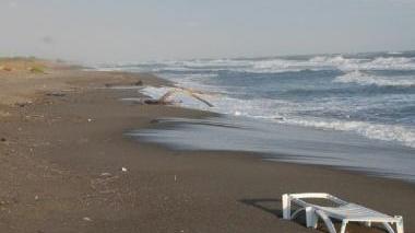 <b>SPIAGGIA</b> Il Chiarone e il sindaco Bellumori