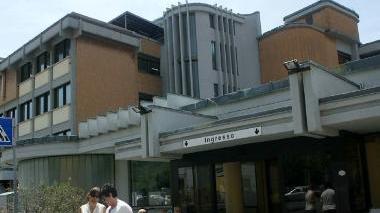 L’ingresso dell’ospedale di Pescia
