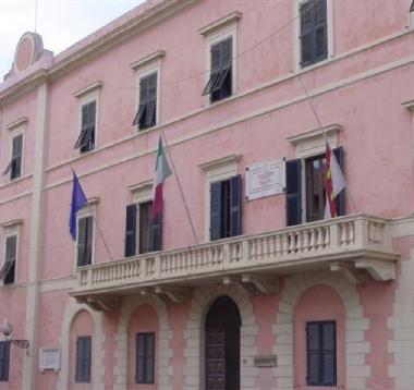 Il municipio di Portoferraio uno degli otto Comuni dellisola    
