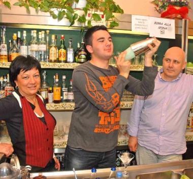 Da sinistra Ornella, Luca Alberto, sotto Fedora e il marito Dorando   