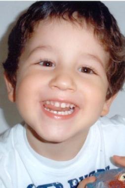 LA FESTA DI ELIA Ecco la nostra felicità.. Auguri Elia per i tuoi 3 anni da mamma, papà, nonni ...