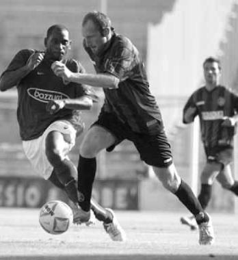 Samuele Grassi ai tempi in cui indossava la maglia del Pisa 