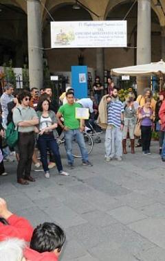 La manifestazione di protesta dopo la rissa 