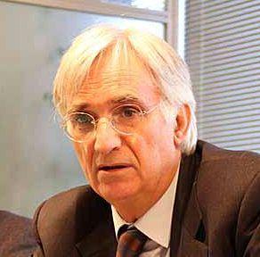 <b>IL SINDACO.</b> Roberto Pucci ha proposto la fusione con la Versilia   