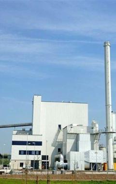 Una centrale a biomasse