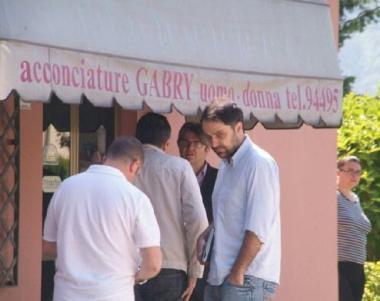 Trovati in un lago di sangue