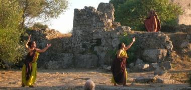    TRADIZIONI