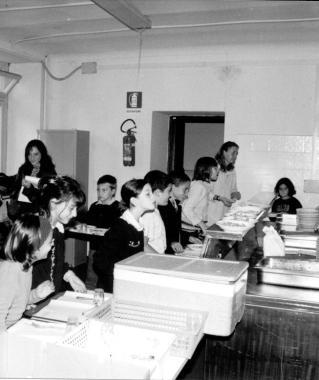 Bambini a mensa 