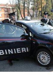 Auto pattuglia dei carabinieri 