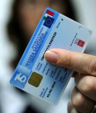 Una tessera sanitaria elettronica: gi&agrave; 2600 le richieste nel pisano  
