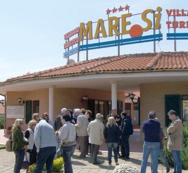 <b>MARES&Igrave;.</b> Scorcio del villaggio turistico 