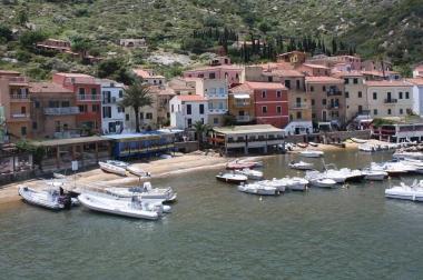 <b>GIGLIO.</b> Isola incantata davanti allArgentario   