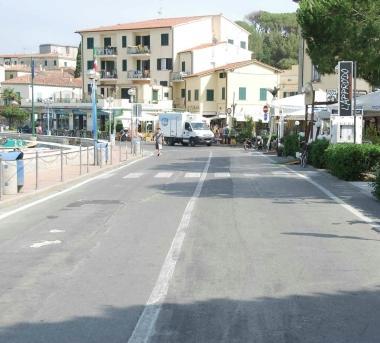 Il lungomare di Marina di Campo 